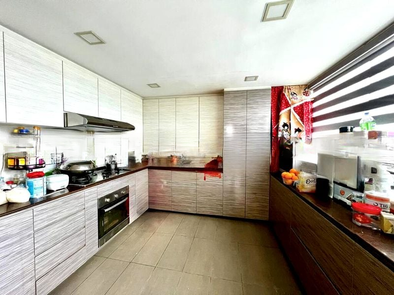 ORCHID PARK CONDOMINIUM 15