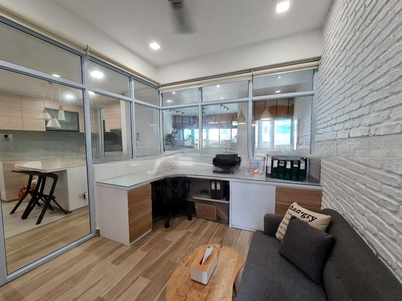 HILLVIEW PARK 8