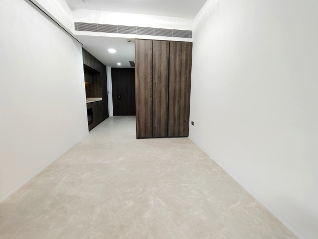 THE REEF AT KING'S DOCK 2