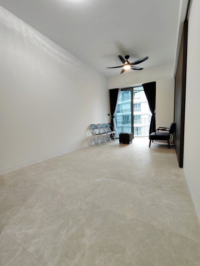 THE REEF AT KING'S DOCK 9