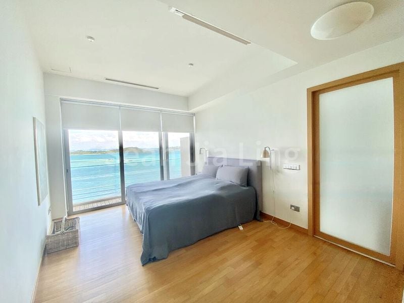 THE OCEANFRONT @ SENTOSA COVE 12