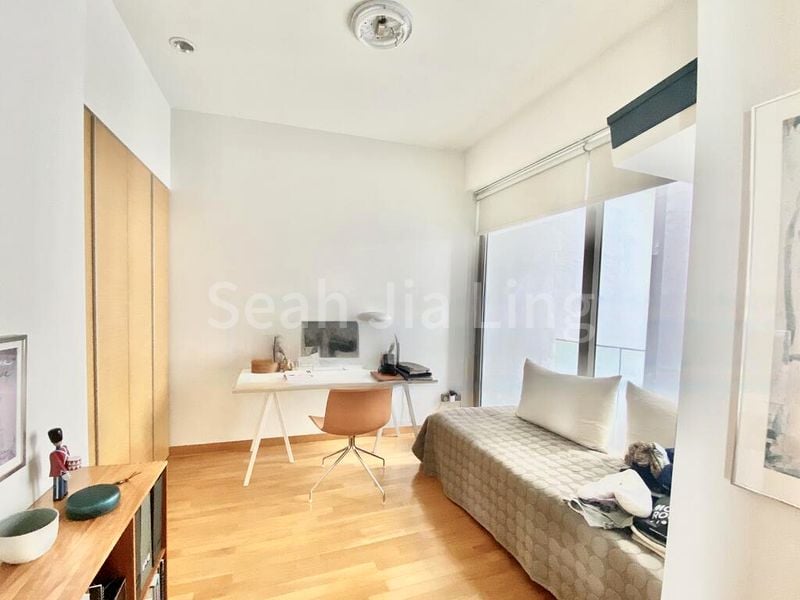 THE OCEANFRONT @ SENTOSA COVE 13