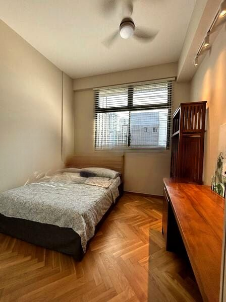 38 JERVOIS 10
