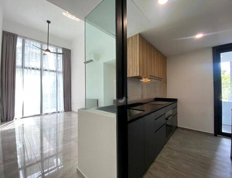 THE VERANDAH RESIDENCES 1