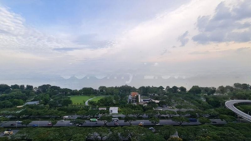 COASTLINE RESIDENCES 4