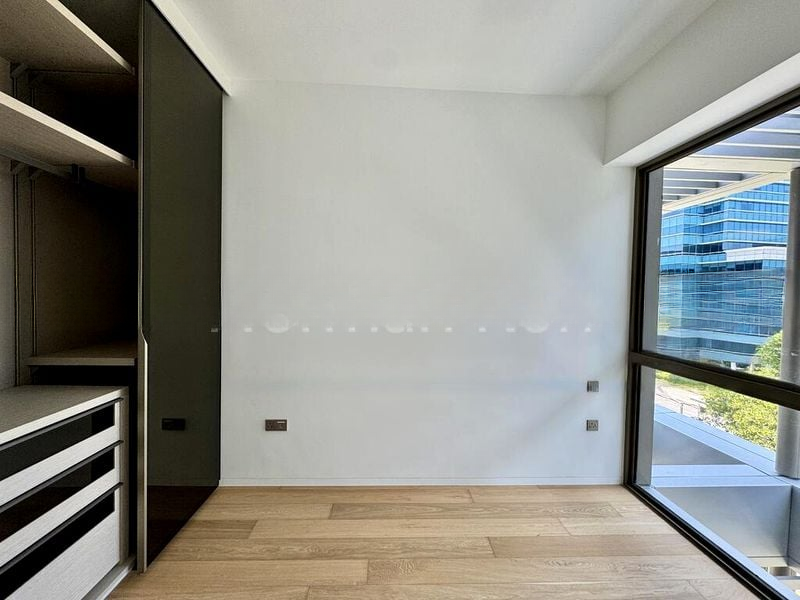 THE REEF AT KING'S DOCK 5