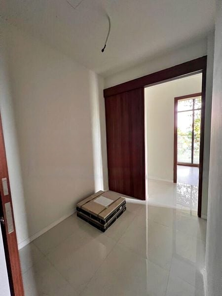 PHOENIX RESIDENCES 6