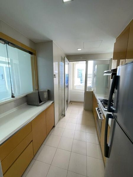 CITY SQUARE RESIDENCES 6