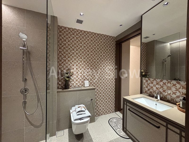 STRAITS AT JOO CHIAT 9