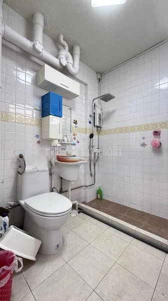 BEDOK RESERVOIR RD 7