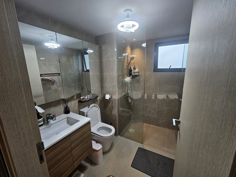 TREASURE AT TAMPINES 6