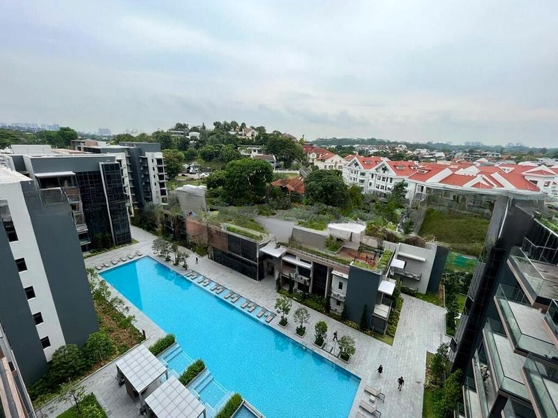 FOURTH AVENUE RESIDENCES 6