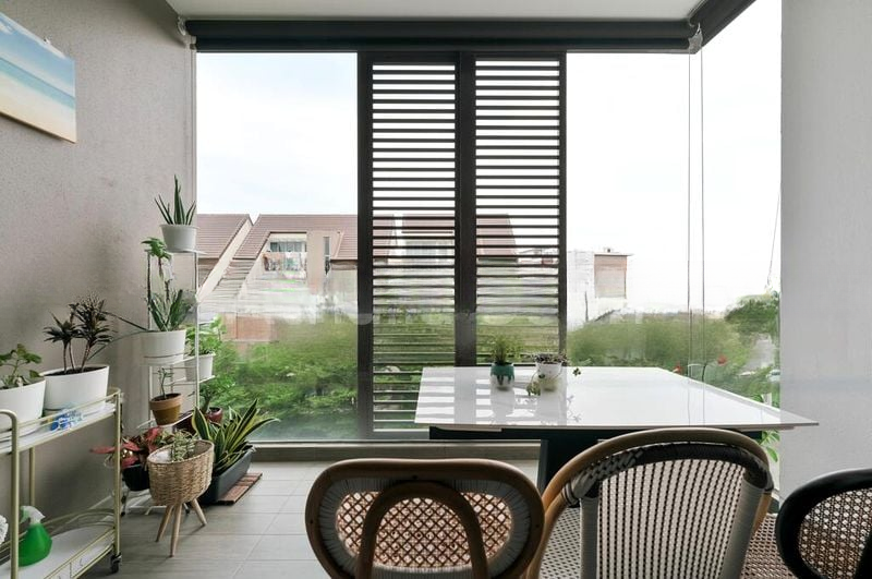 THE SEAWIND 5