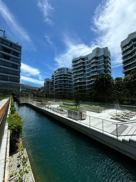 THE REEF AT KING'S DOCK 11