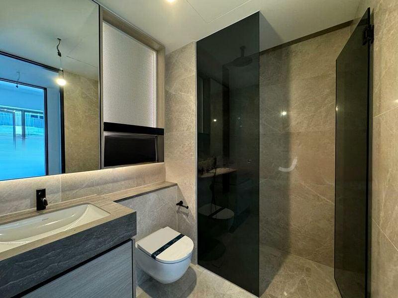 THE REEF AT KING'S DOCK 14