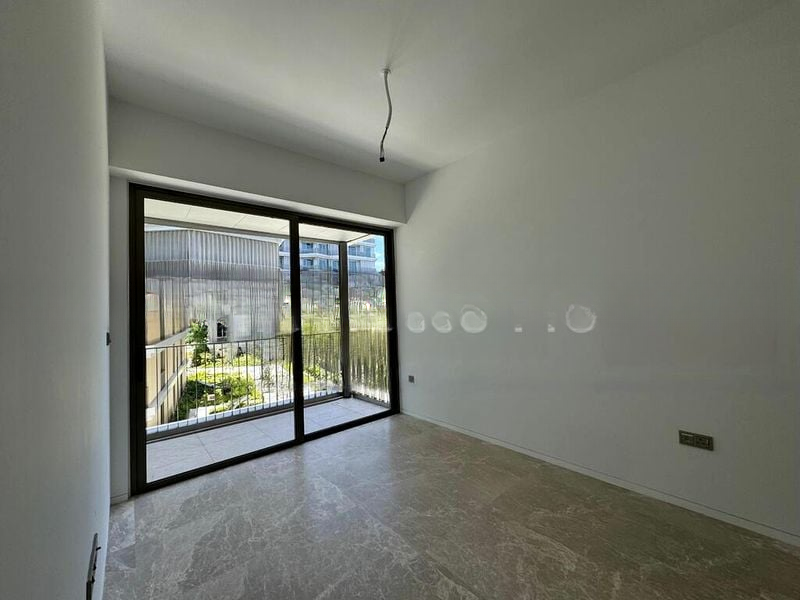 THE REEF AT KING'S DOCK 7