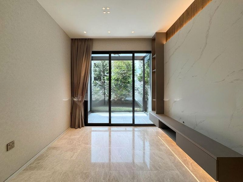 JUNIPER HILL 9