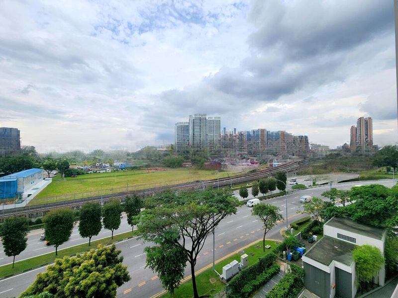 THE RIVERINE BY THE PARK 1