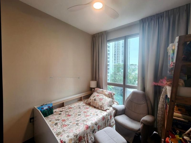 COASTLINE RESIDENCES 5