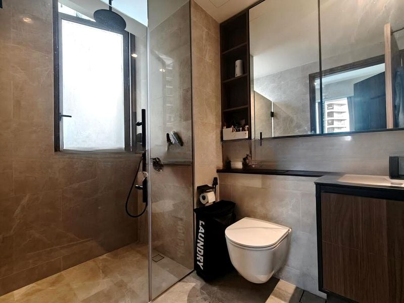 COASTLINE RESIDENCES 6