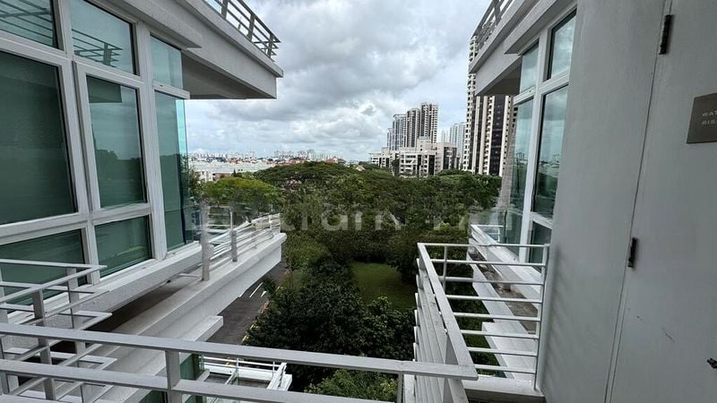 TAIPAN GRAND 6