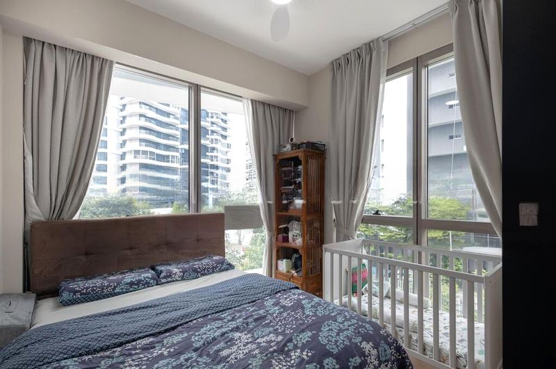 COASTLINE RESIDENCES 8