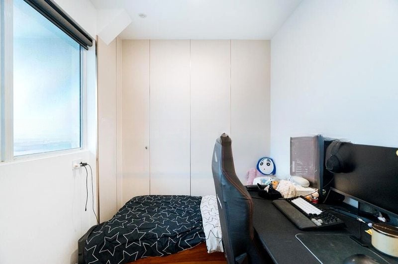 RESIDENCES @ JANSEN 5