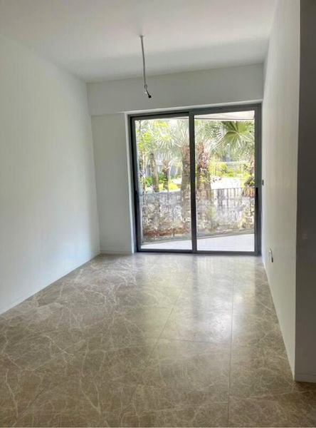 THE REEF AT KING'S DOCK 12