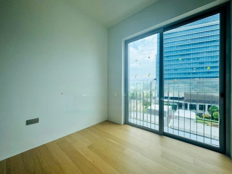 THE REEF AT KING'S DOCK 6