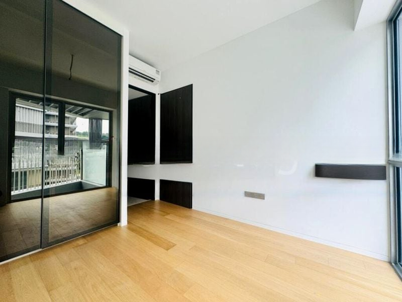 THE REEF AT KING'S DOCK 2