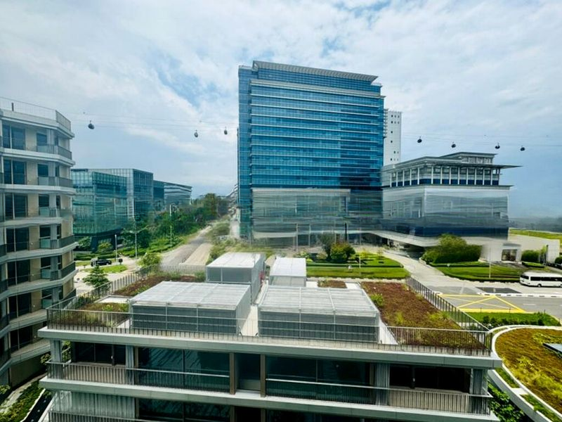 THE REEF AT KING'S DOCK 5