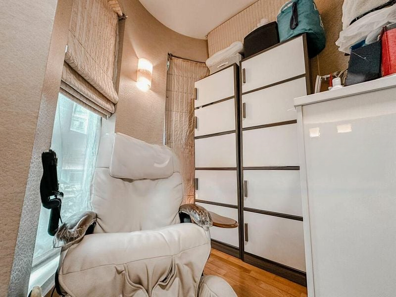 ADAM PARK CONDOMINIUM 11