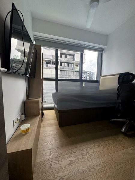 THE FLORENCE RESIDENCES 10