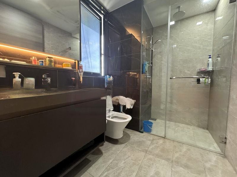 THE FLORENCE RESIDENCES 9