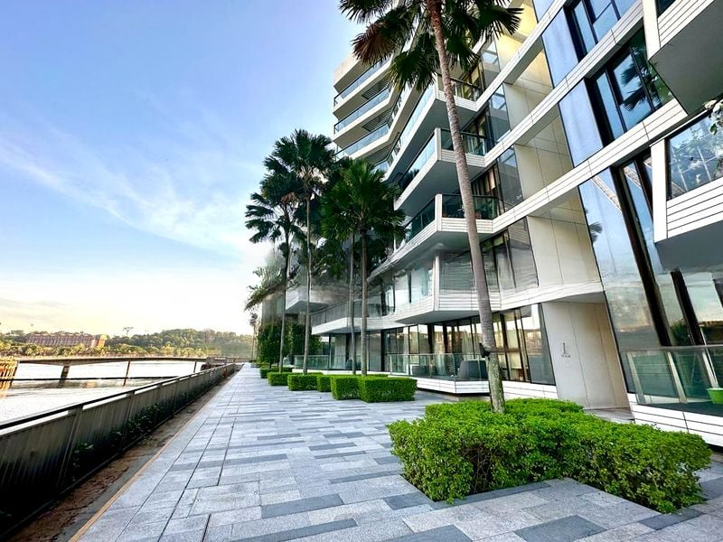 CORALS AT KEPPEL BAY 6
