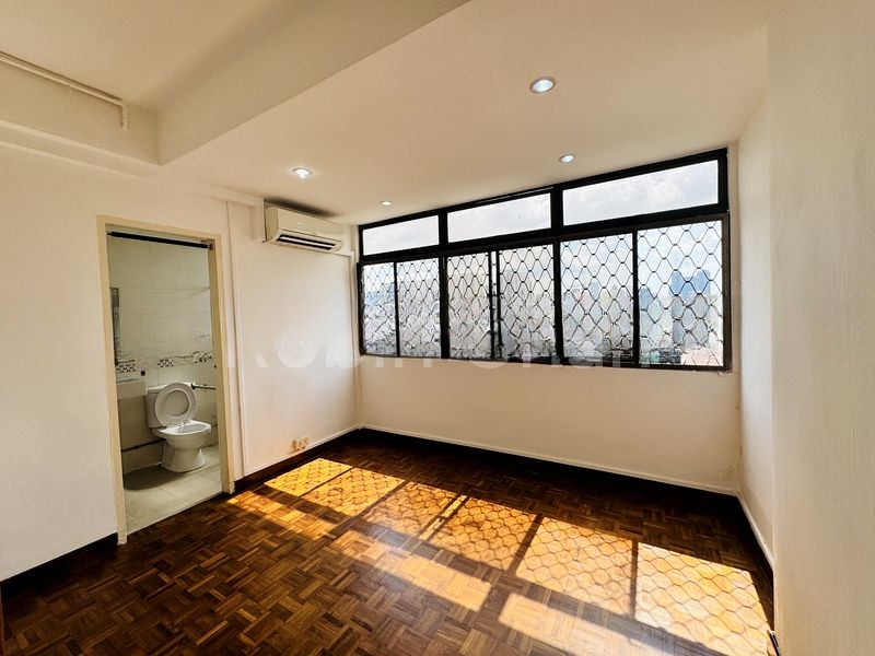 KENG LEE VIEW 6
