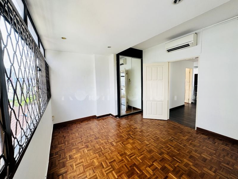 KENG LEE VIEW 3