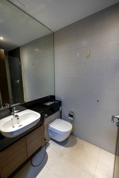 CENTRA HEIGHTS 8