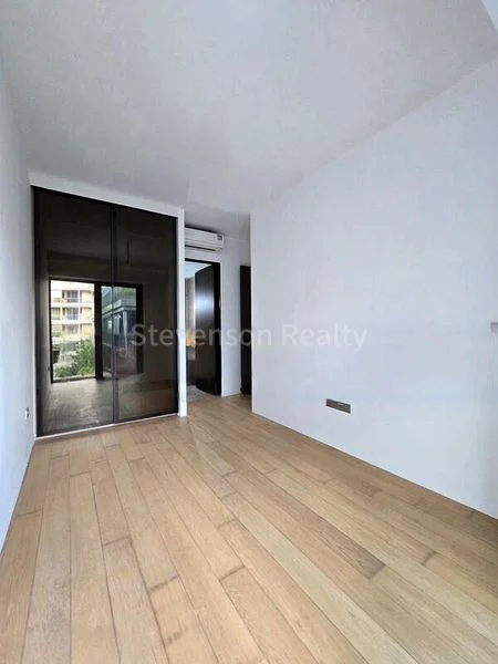 THE REEF AT KING'S DOCK 6