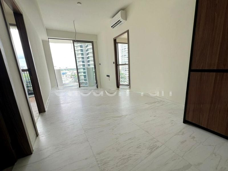 COASTLINE RESIDENCES 7