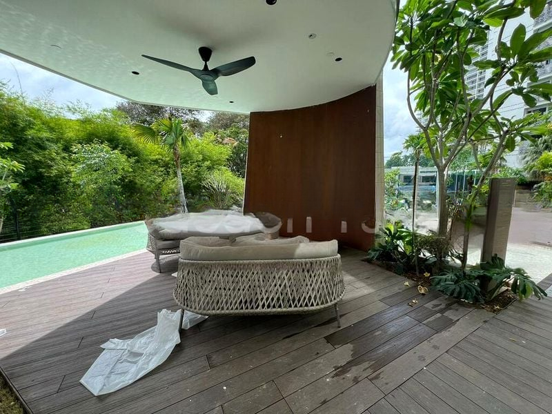 COASTLINE RESIDENCES 3