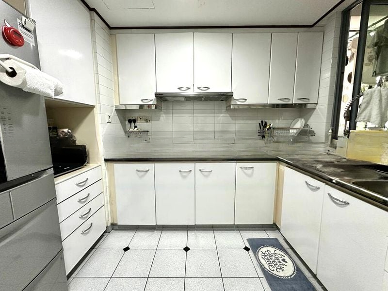 SPRINGDALE CONDOMINIUM 3
