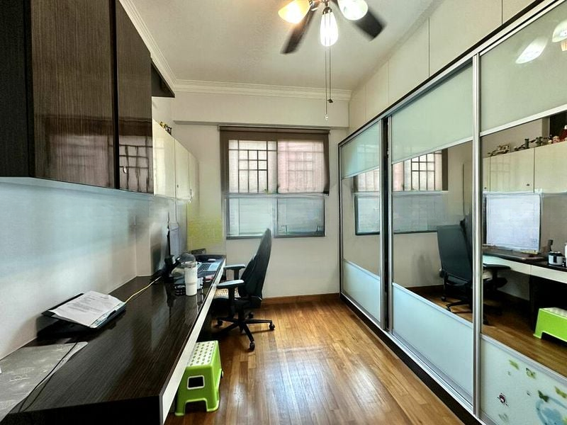 SPRINGDALE CONDOMINIUM 6
