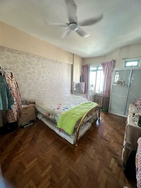 BALLOTA PARK CONDOMINIUM 4