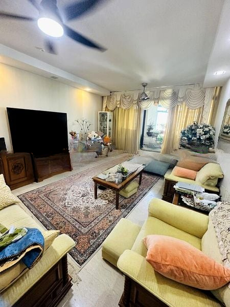 BALLOTA PARK CONDOMINIUM 9