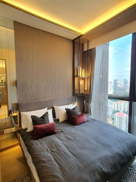 THE AVENIR 10