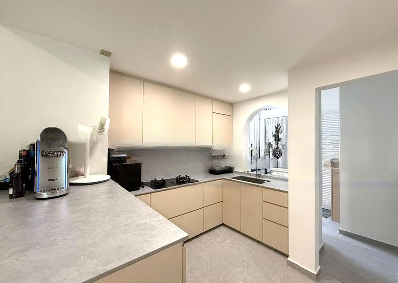 SPRINGDALE CONDOMINIUM 7