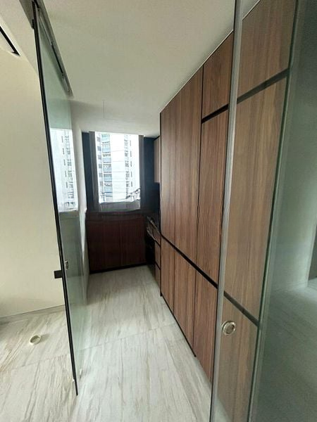 COASTLINE RESIDENCES 9