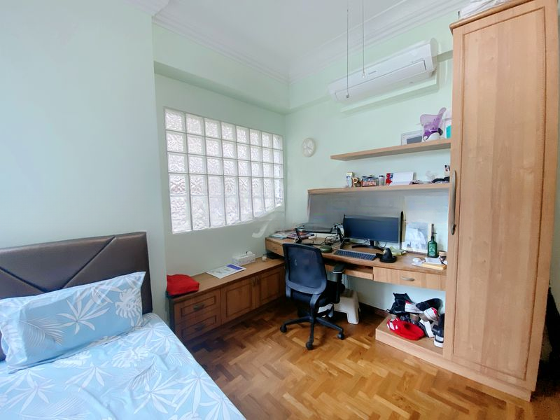 MONARCHY APARTMENTS 10