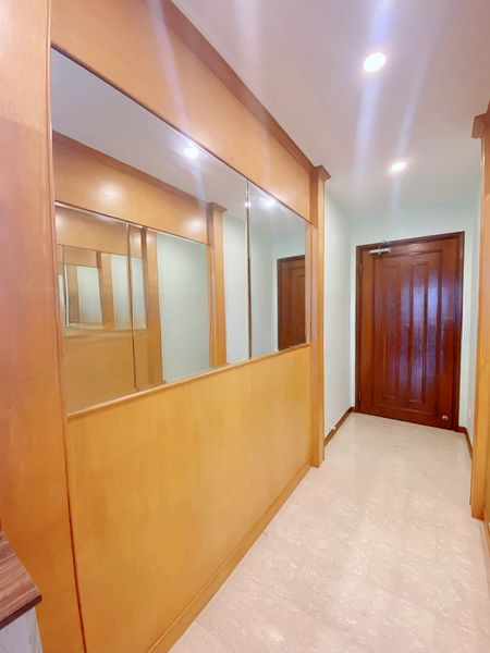 MONARCHY APARTMENTS 5